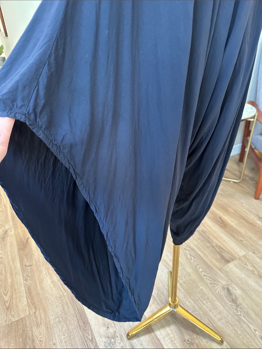 Mustard Seed Black Flowing V-Neck Tie-Strap Jumpsuit - Picture 5 of 7